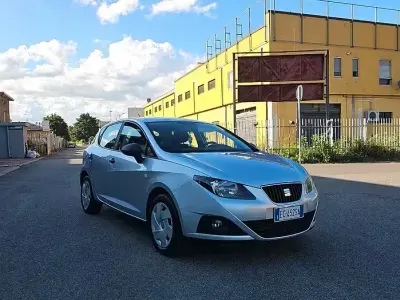 Occasion Seat Ibiza 75 PK (55 kW) 2010 Grijs Sedan