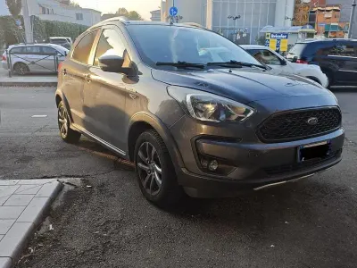 Usata Ford Ka Plus Active 86 CV (63 kW) 2019 Grigio Utilitaria