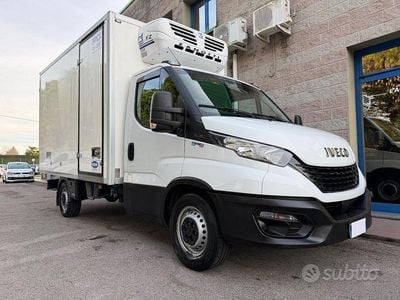 Usata Iveco Daily 136 CV (100 kW) 2021 Bianco Utilitaria