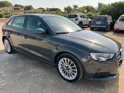 Usata Audi A3 Business 149 CV (109 kW) 2020 Grigio Berlina
