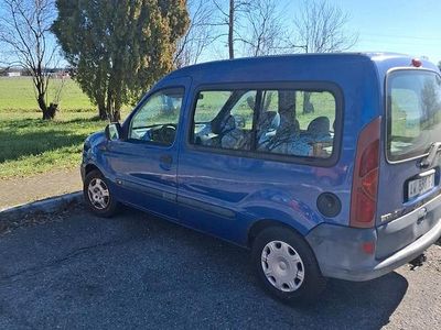 Usata Renault Kangoo 58 CV (42 kW) 1999 Blu Monovolume