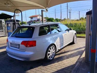 Usata Audi A4 Ambiente 140 CV (102 kW) 2007 Argento Station wagon
