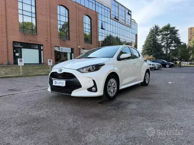 Usata Toyota Yaris Hybrid