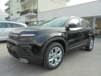 Nuevo Jeep Avenger Altitude 101 CV (74 kW) 2025 Negro SUV