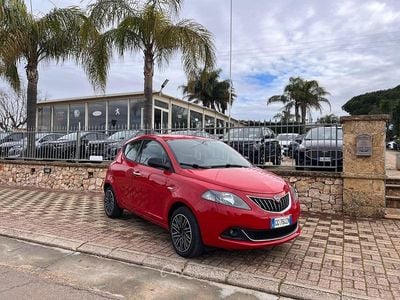 Usata Lancia Ypsilon S 69 CV (50 kW) 2021 Rosso Utilitaria