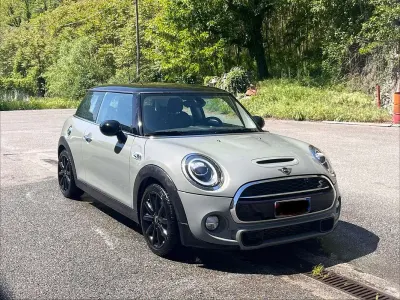 Usata Mini Cooper SD 170 CV (125 kW) 2018 Grigio Utilitaria