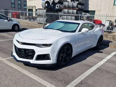 Usata Chevrolet Camaro 275 CV (202 kW) 2019 Bianco Coupé
