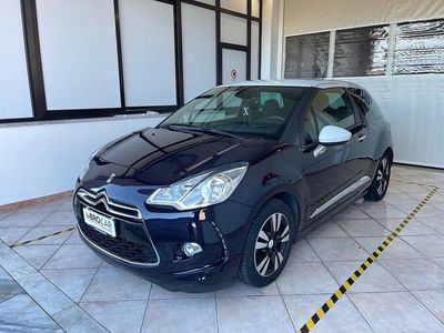 Usata DS Automobiles DS3 Chic 81 CV (59 kW) 2014 Blu Coupé