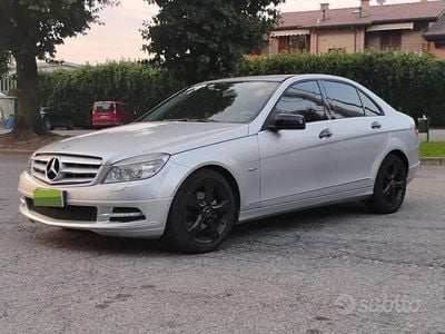Mercedes C200