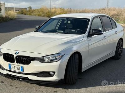 Usata BMW 318 200 CV (147 kW) 2014 Bianco Berlina