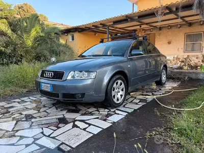 Usata Audi A4 130 CV (95 kW) 2003 Grigio Berlina