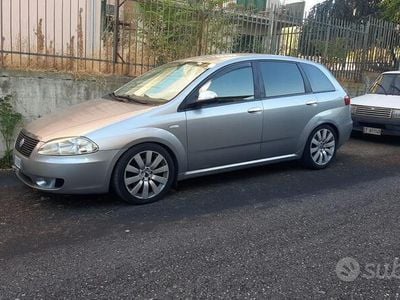 Usata Fiat Croma 150 CV (110 kW) 2006 Grigio Station wagon