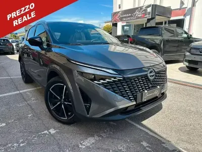 Nuova Nissan Qashqai Tekna 158 CV (116 kW) 2026 Grigio SUV
