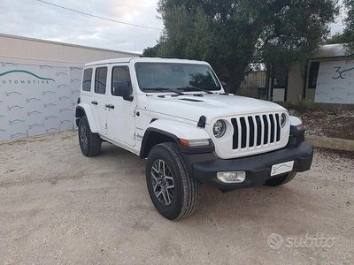 Usata Jeep Wrangler Unlimited Sahara 379 CV (278 kW) 2022 Bianco SUV