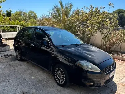 Usata Fiat Croma 120 CV (88 kW) 2009 Nero Station wagon