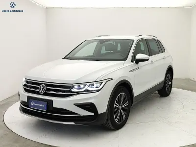 Usata VW Tiguan Elegance 150 CV (110 kW) 2023 Bianco SUV
