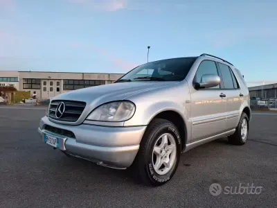 Begagnad Mercedes ML270
