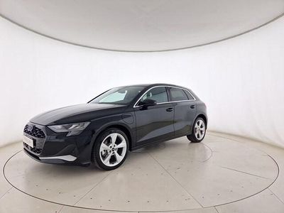 Verde district metallizzato Nuova 2025 Audi A3 Advanced Plus Berlina | 38.900 € (Ottimo prezzo)