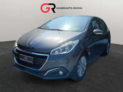 Usata Peugeot 208 68 CV (50 kW) 2016 Other Utilitaria