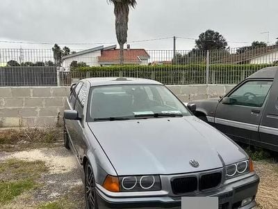 Usata BMW 318 140 CV (102 kW) 2005 Grigio Berlina