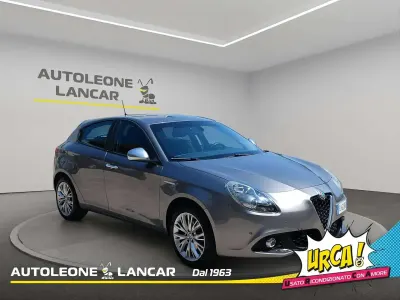 Usata Alfa Romeo Giulietta Super 150 CV (110 kW) 2017 Grigio Utilitaria