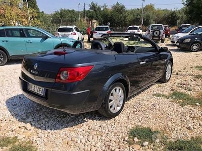 Usata Renault Mégane Cabriolet Dynamique 105 CV (77 kW) 2008 Nero Cabrio