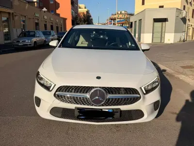 Usata Mercedes A180 109 CV (80 kW) 2018 Bianco Berlina