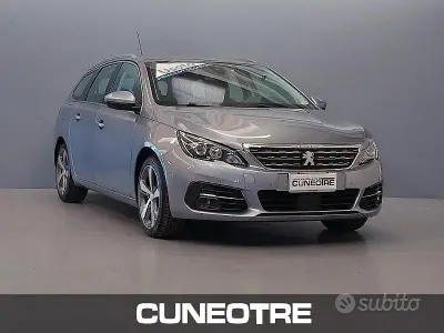 Usata Peugeot 308 Allure 131 CV (96 kW) 2018 Grigio Station wagon