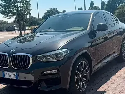 Usata BMW X4 190 CV (139 kW) 2019 Grigio SUV