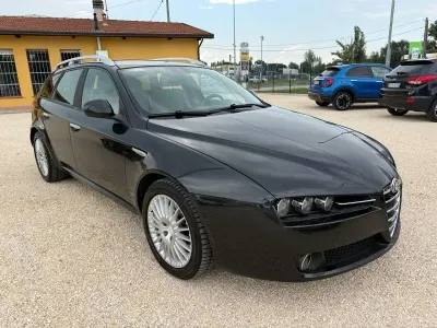 Usata Alfa Romeo 159 Exclusive 150 CV (110 kW) 2007 Nero Berlina