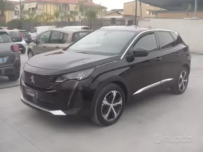 Usata Peugeot 3008 Allure 131 CV (96 kW) 2022 Nero SUV