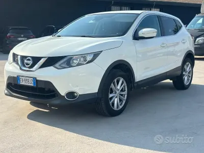 Gebraucht Nissan Qashqai Tekna 131 PS (96 kW) 2014 Weiß SUV