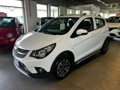 Usata Opel Karl Rocks 75 CV (55 kW) 2018 Bianco Utilitaria