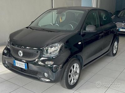 Usata Smart ForFour 71 CV (52 kW) 2018 Nero Utilitaria