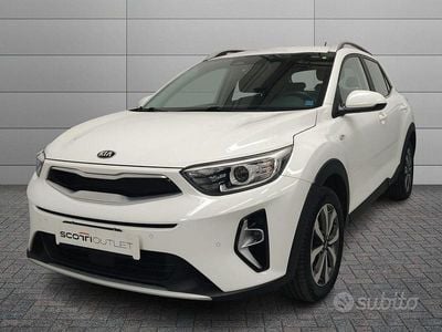 Usata Kia Stonic Urban 82 CV (60 kW) 2021 Bianco SUV