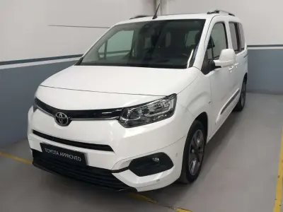 Usata Toyota Proace Verso City 131 CV (96 kW) 2020 Bianco Station wagon