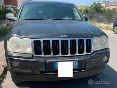 Second-hand Jeep Cherokee Limited 2005 Negru SUV