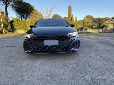 Käytetty Audi A3 116 HP (85 kW) 2022 Sininen Sedan