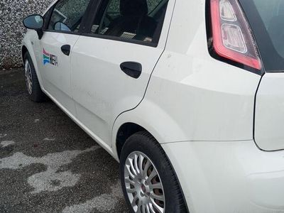 usata Fiat Punto 2014 Colore Bianco 326.487 Km (IVA espo