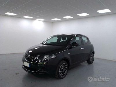 Usata Lancia Ypsilon S 69 CV (50 kW) 2024 Nero Utilitaria