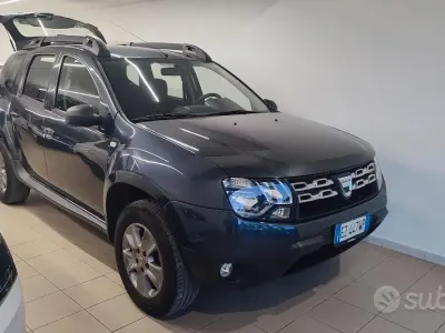 Usata Dacia Duster 109 CV (80 kW) 2016 Grigio SUV