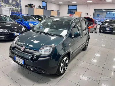 Usata Fiat Panda Cross Cross 70 CV (51 kW) 2025 Verde Utilitaria