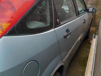 Usata Ford Focus 2000 Verde Berlina