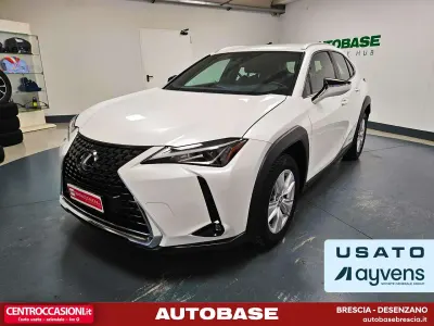 Usata Lexus UX 250h Business Edition 145 CV (106 kW) 2022 Pure white SUV