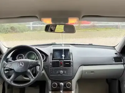 Usata Mercedes C220 170 CV (125 kW) 2008 Grigio Berlina
