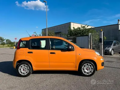 Usata Fiat Panda 69 CV (50 kW) 2019 Arancione Utilitaria