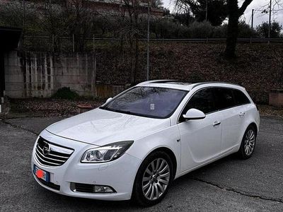 Usata Opel Insignia 160 CV (117 kW) 2011 Bianco Station wagon
