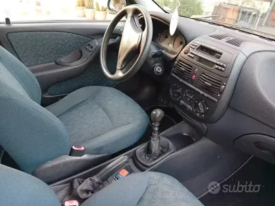 Usata Fiat Brava 103 CV (75 kW) 2001 Verde Utilitaria
