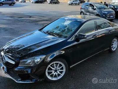 Usata Mercedes CLA200 Business 136 CV (100 kW) 2018 Nero Berlina