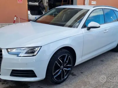 Usata Audi A4 150 CV (110 kW) 2018 Bianco Station wagon